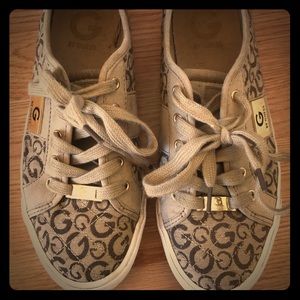 Used, G BY GUESS
